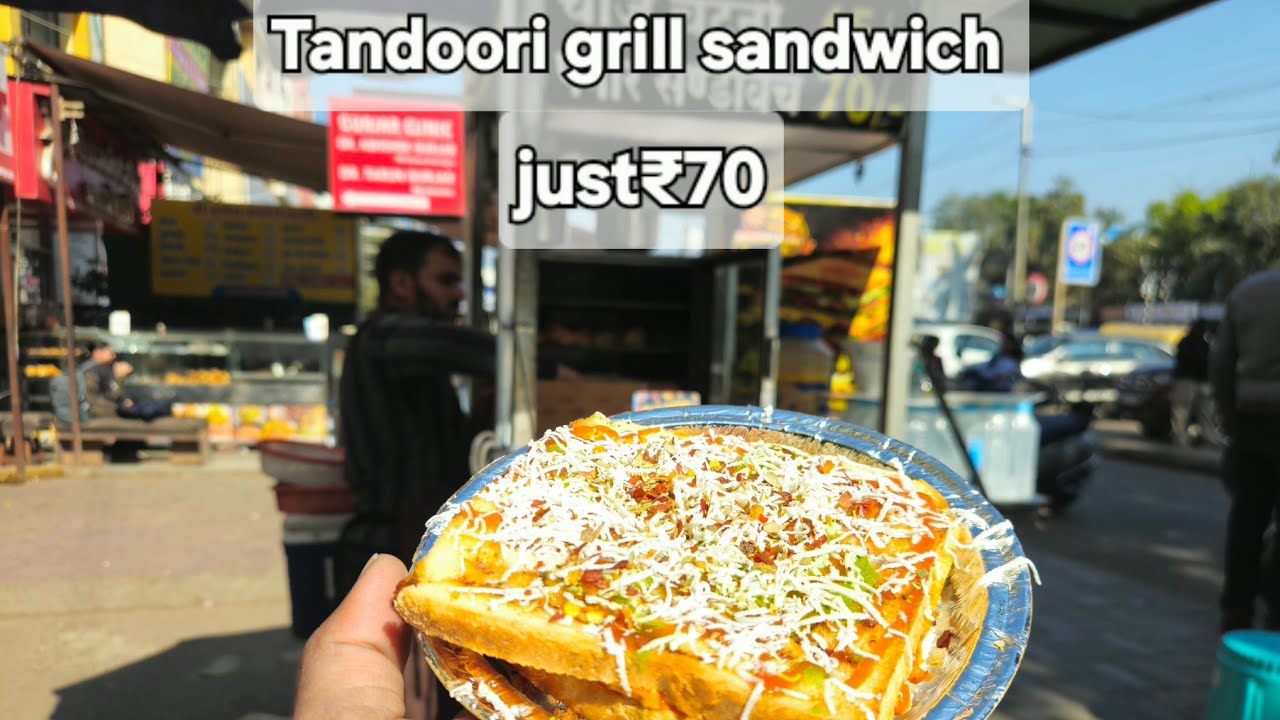 👉 “Ye Tandoor Sandwich Sabko Pagal Kar Raha Hai 😱👉 #tandoorsandwich #streetfood #foodshorts
