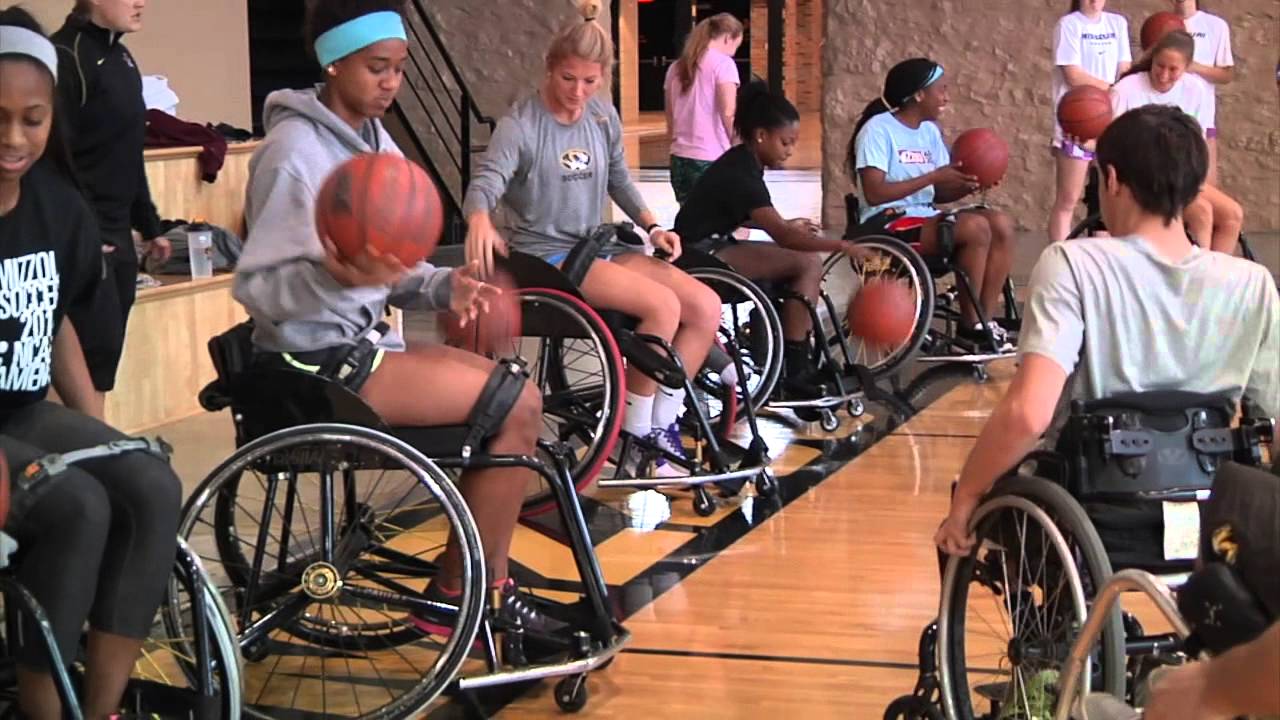 Mizzou Soccer Tries Wheelchair Basketball
