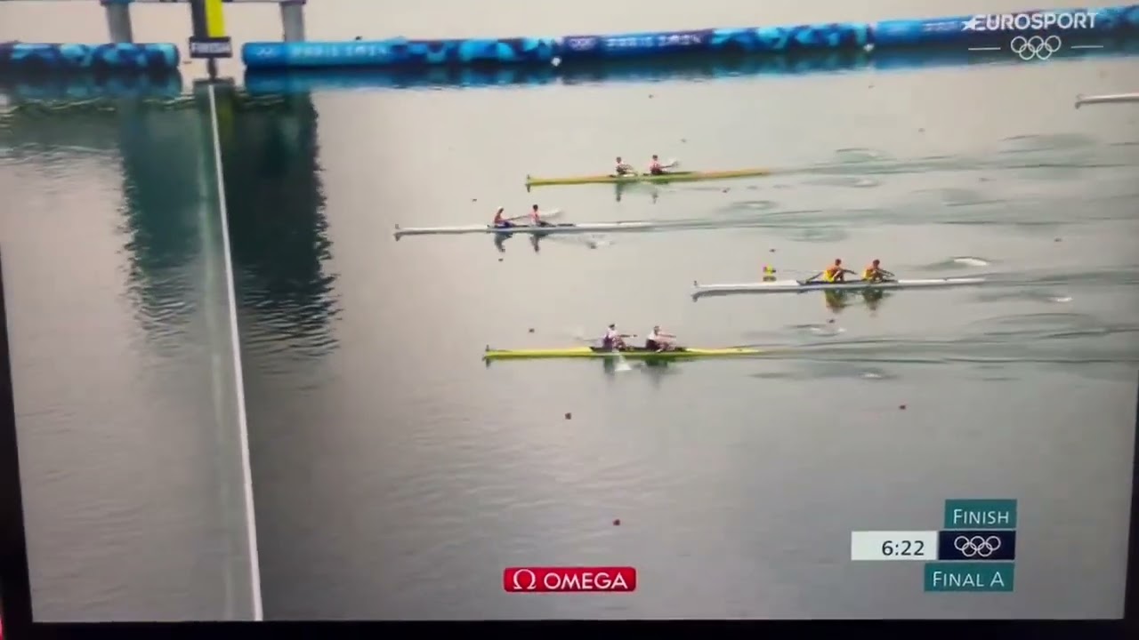 Rowing: men's coxless pair final race Paris 2024 - Sinkovic brothers gold with Eurosport commentary