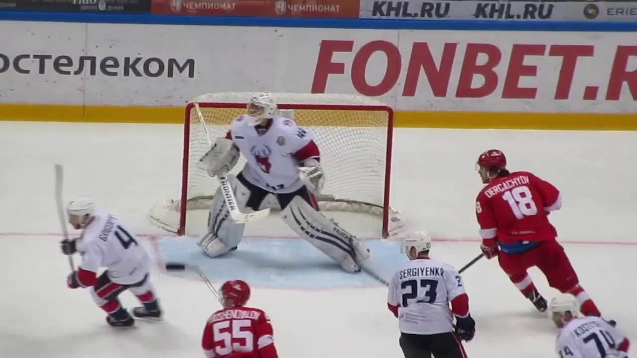 Goaltender Stanislav Galimov in action vs Spartak Moscow 3.11.17