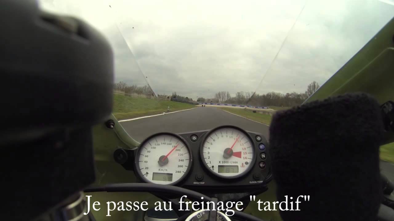 Circuit Carole en ZX6R 2001 ! 😎 Dépassements, moteur qui hurle et glissades ! 😱