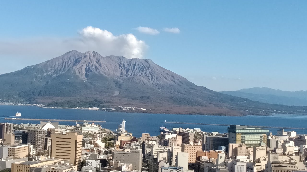 【九州11月ツーリング５】桜島・垂水千本銀杏・佐多岬展望台・雄川の滝・JAXA内之浦宇宙空間観測所・都井岬