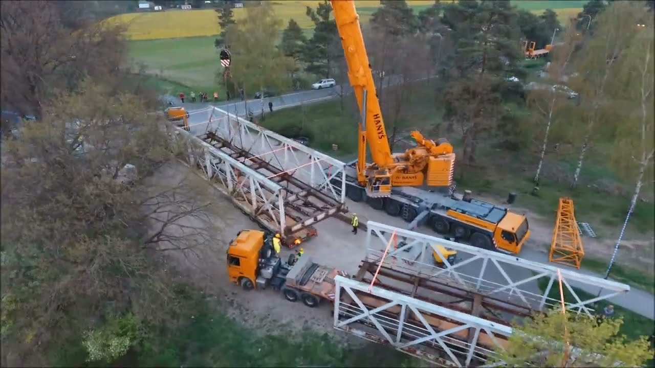 Hany&scaron; - nakl&aacute;dka mostu - nadměrn&yacute; n&aacute;klad & jeř&aacute;b / oversize load & crane / Schwertransport & Kran