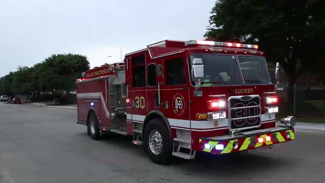 (Air Horn) Dallas Fire Rescue Engine 30 and Rescue 30 responding to a MVA.