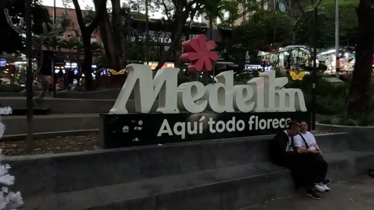 Plus Ultra Medellín El Poblado Afternoon 