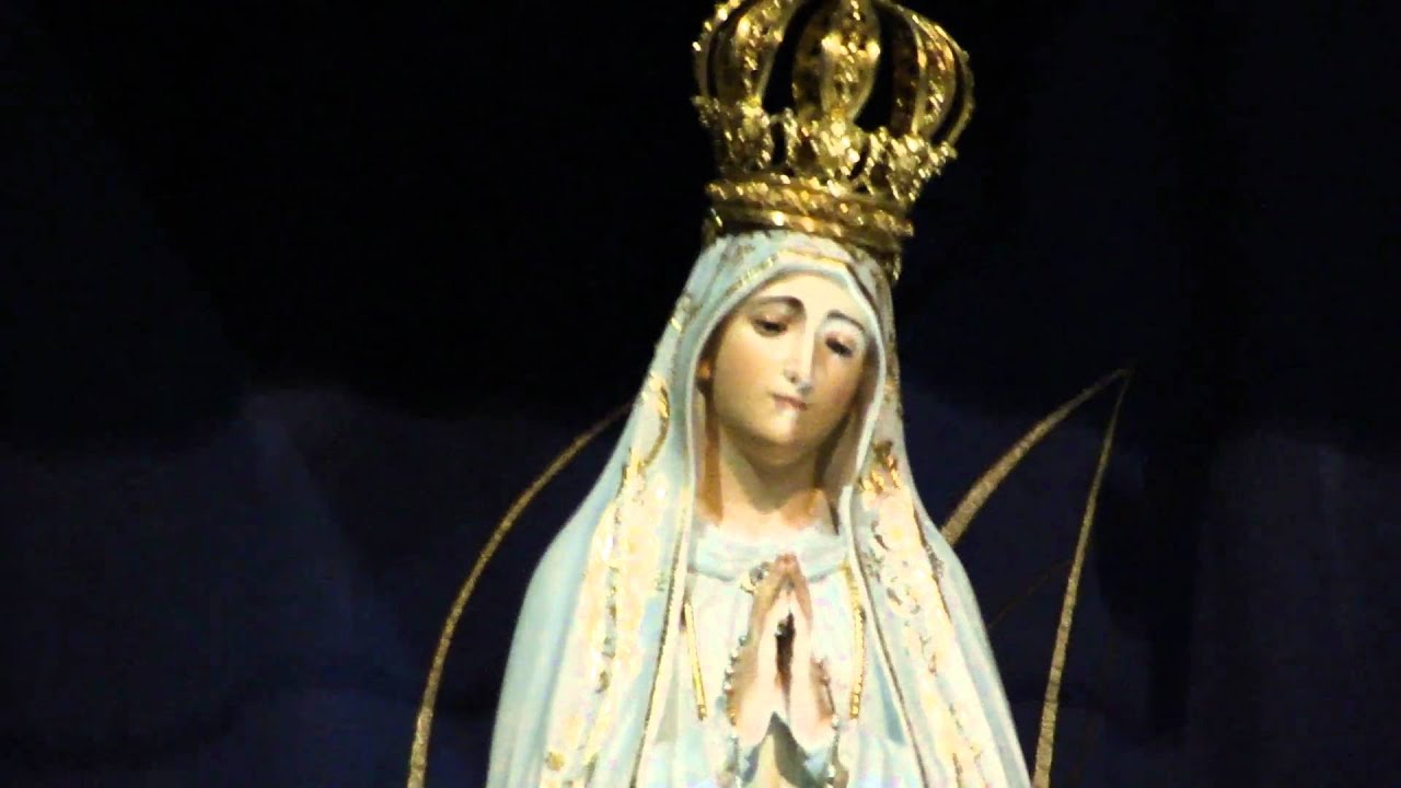 Guardando a imagem de Nossa Senhora de Fátima