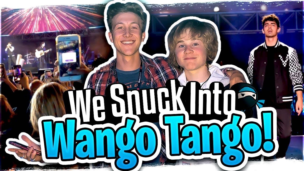 LUKE MULLEN ANDI MACK WE CRASHED WANGO TANGO