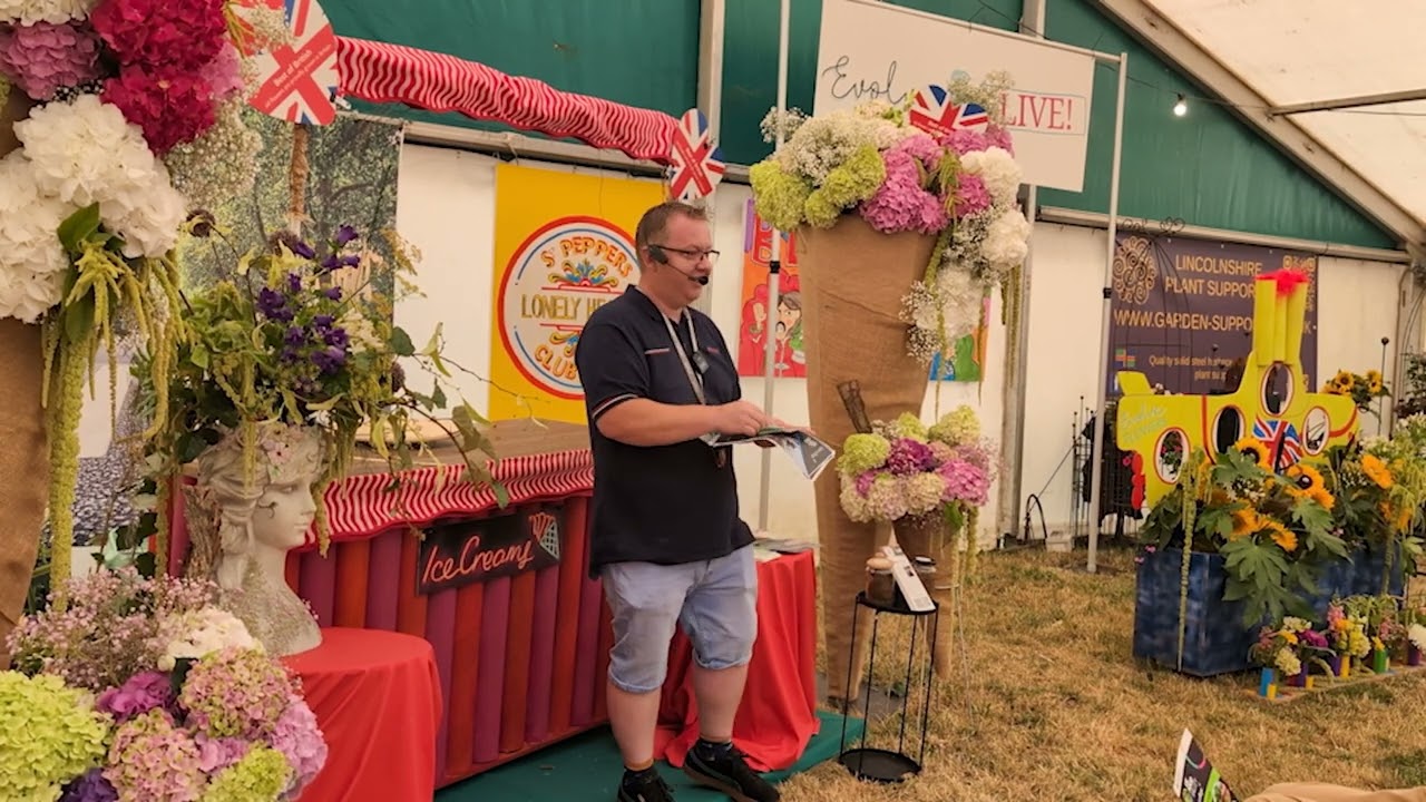 What is Hydroponics? @ Evolve Flowers Live