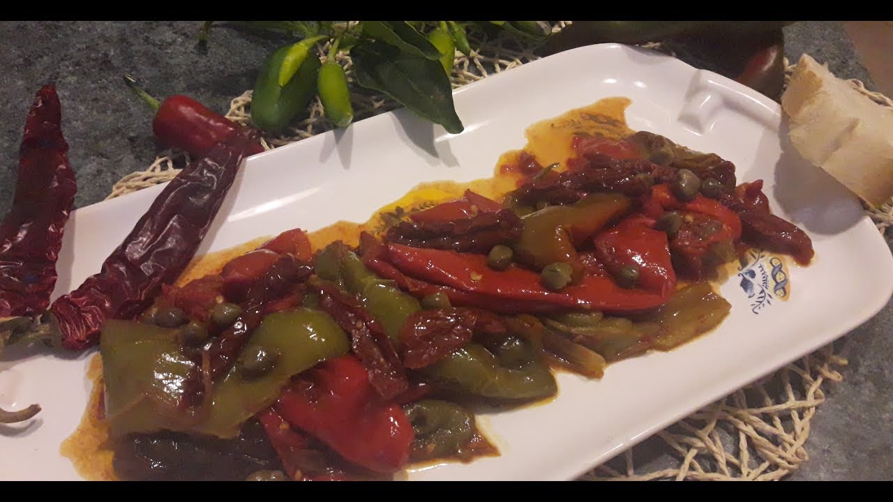 PEPERONI CON POMODORI SCOPPIETTATI ... RICETTA SALENTINA PER ECCELLENZA !