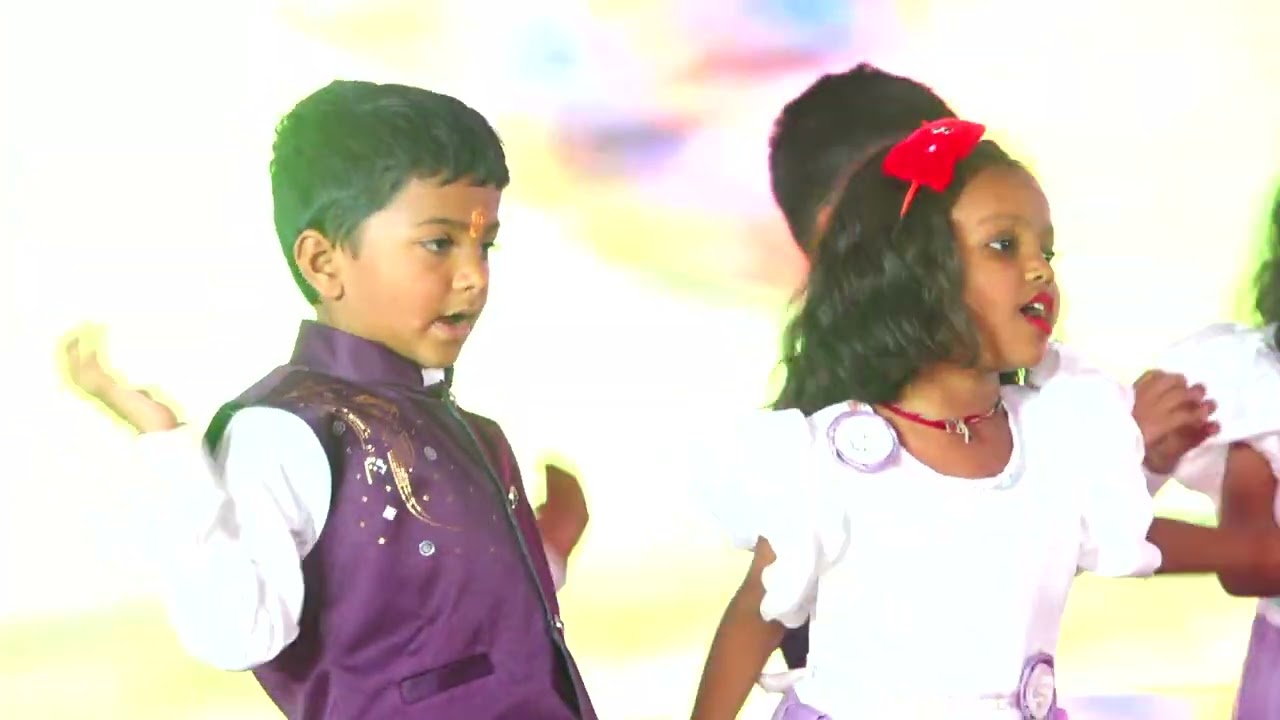 GRADE   1 RETRO TO METRO DANCE