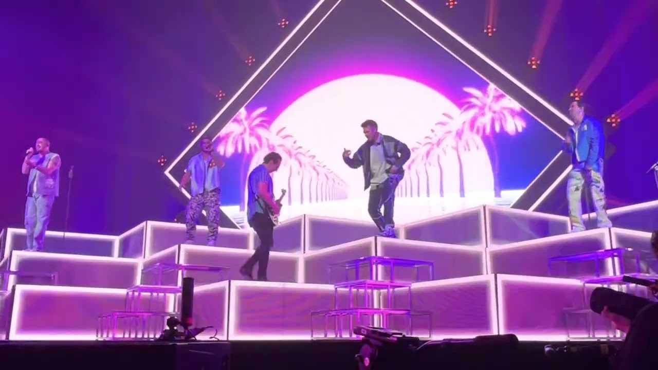 Big Time Rush - Weekends (6/22/23)