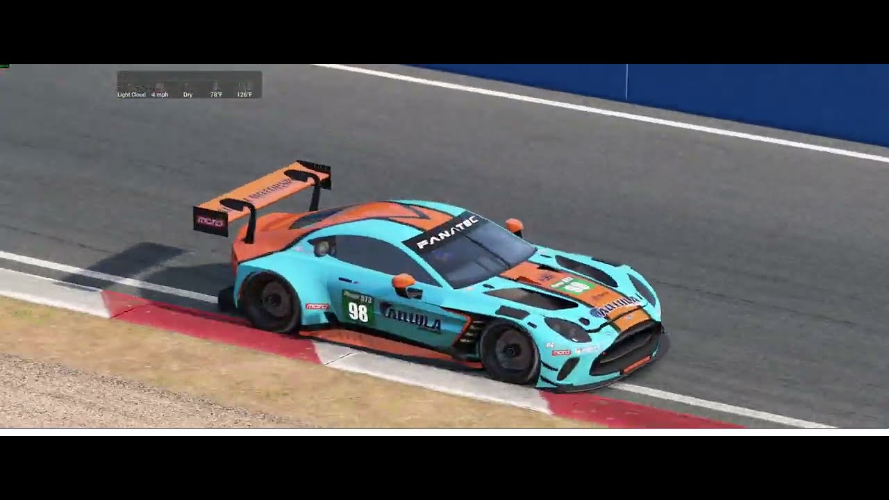 Mount Panorama Circuit morning race.