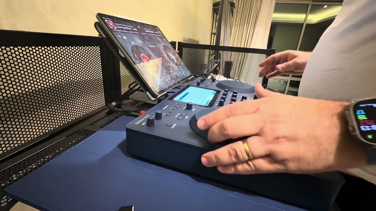 DJ Rndrsn