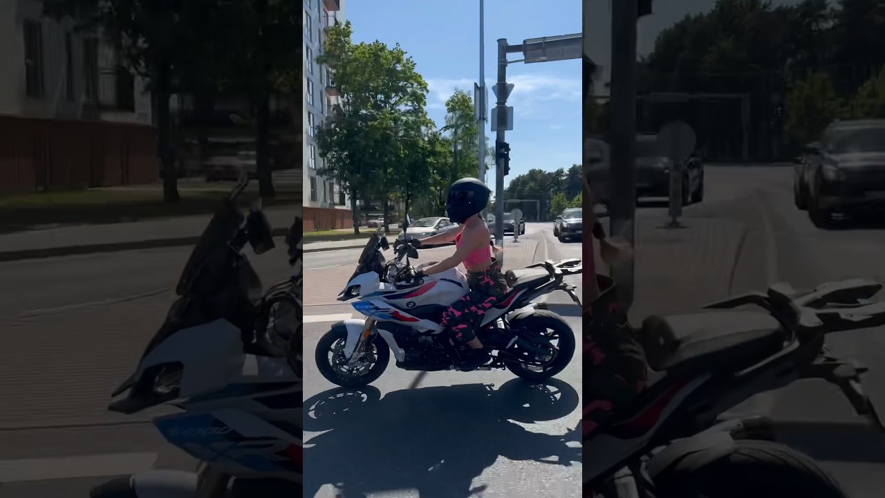 🦅 #motogirl #superbike #bmws1000xr #bmw1000xr #bikergirl #motorcycle #biker #bikerchick #mxgirl