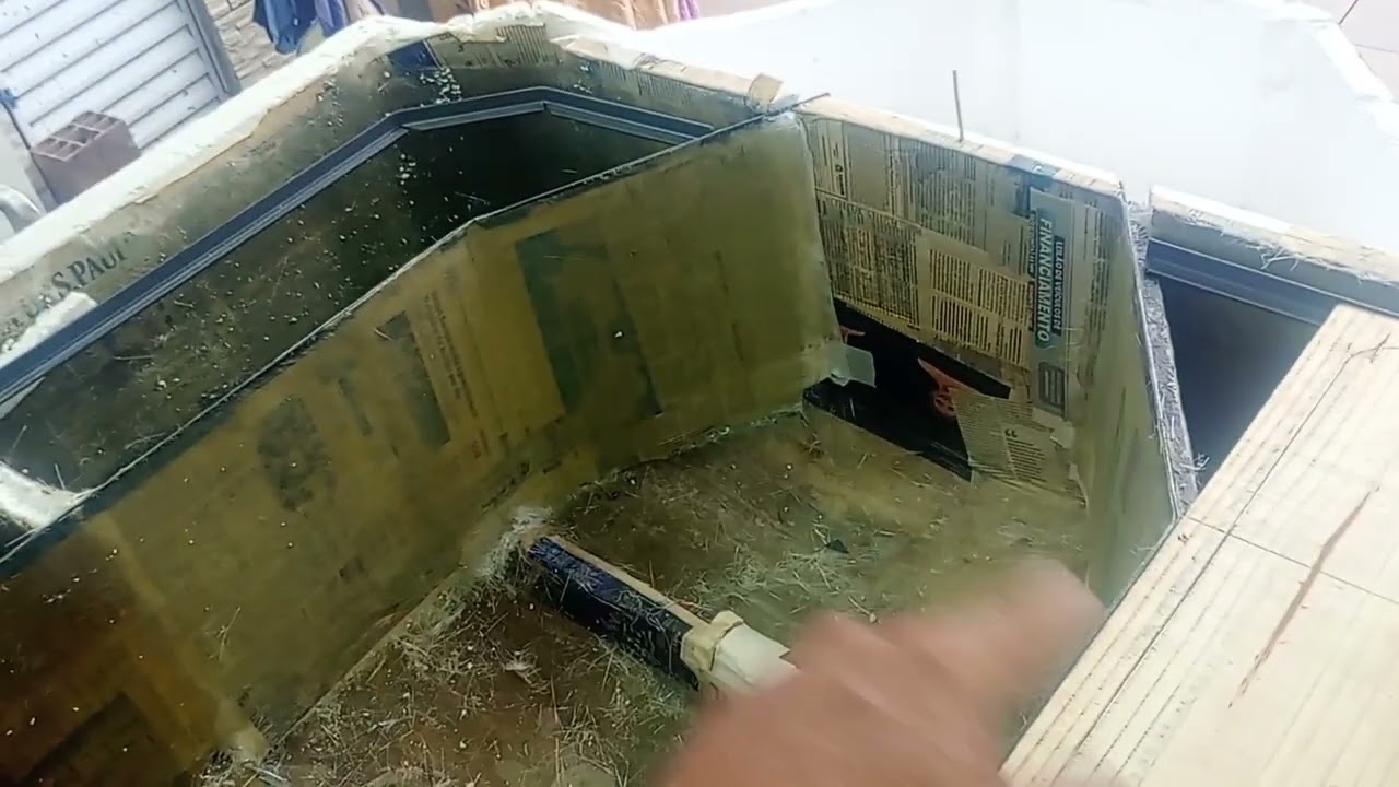 Fazendo a estrutura dos bancos e das caixas organizadoras do barco. ⛵