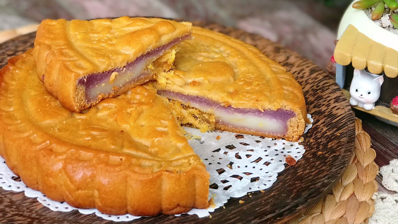 របៀបធ្វើនំលោកខែស្នូលត្រាវម៉ូជីពងទាប្រៃបាក់យ៉ុង ( how to make taro mochi mooncake recipe )N.L Cooking