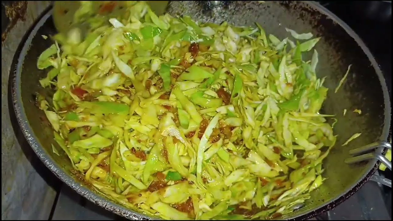 पत्ता गोभी की सूखी स्वादिष्ट और पौष्टिक सब्जी बनाने की विधि | patta gobhi aloo ki sabji #recipe 
