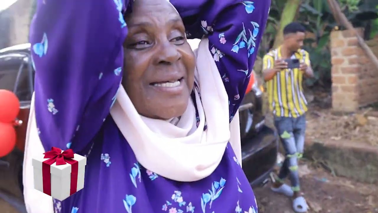 Hajjat Mariam Masimbi bamukubyeeko #Surprise Emotokka Harrier Kawundo nebimugwaako. Binyumye nyo nyo