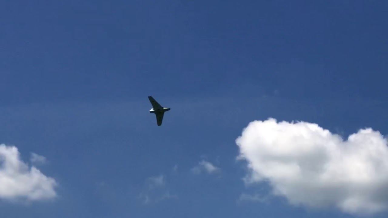 Lippisch P 15 EDF Jet von FREEWING- Norbert fliegt