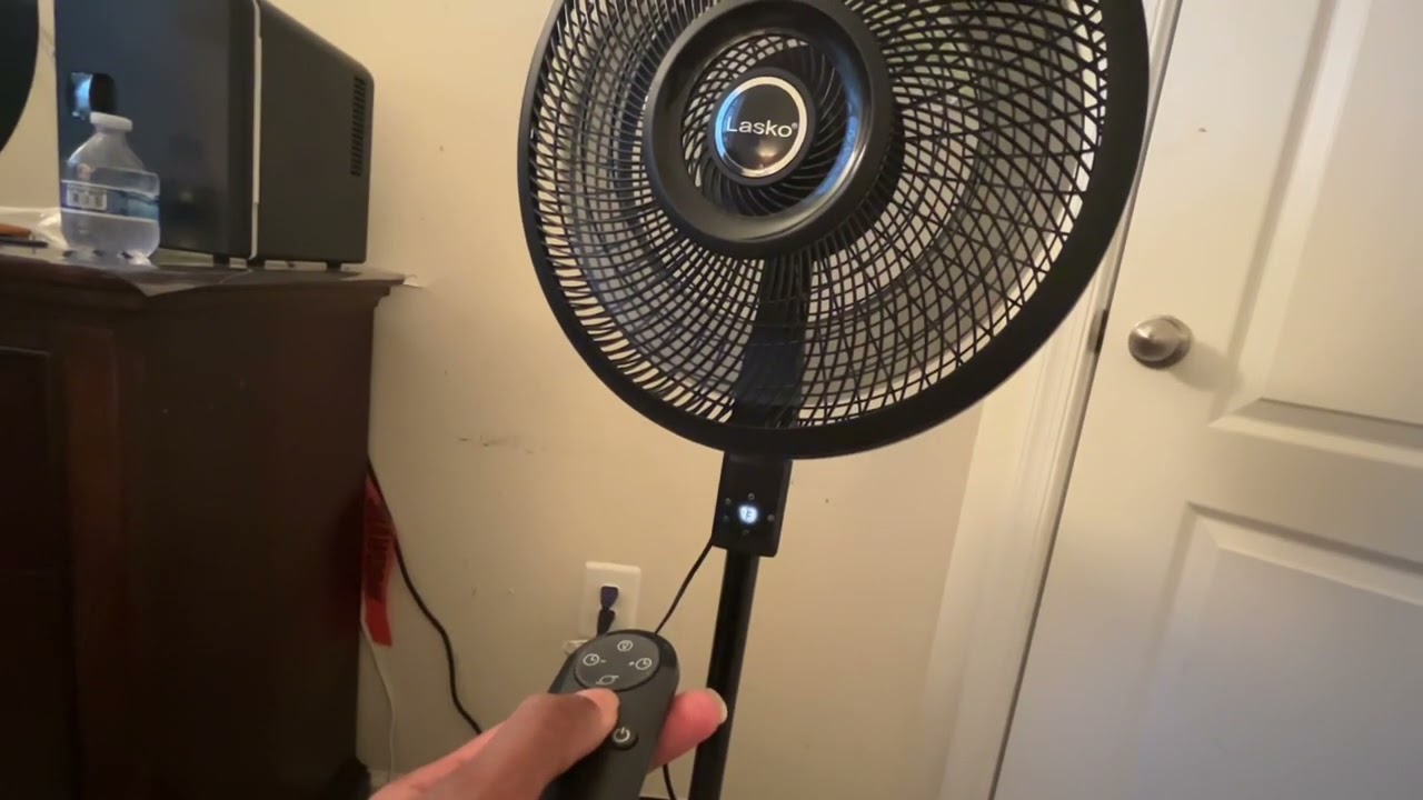 Lasko windstorm pedestal fan. All speeds. Sound over view.