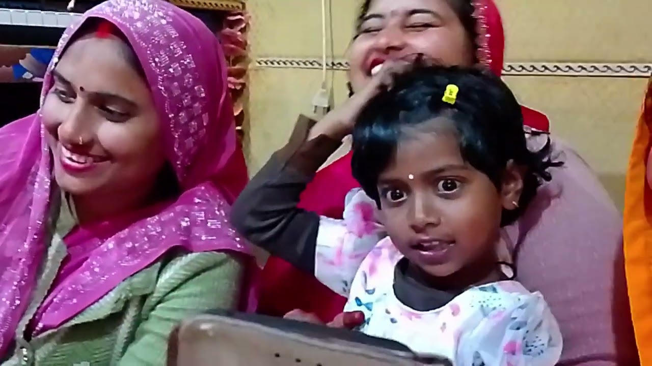 देखिए फ्रेंड वंदना सिंगर के पास किट्टू ने कितना बढ़िया