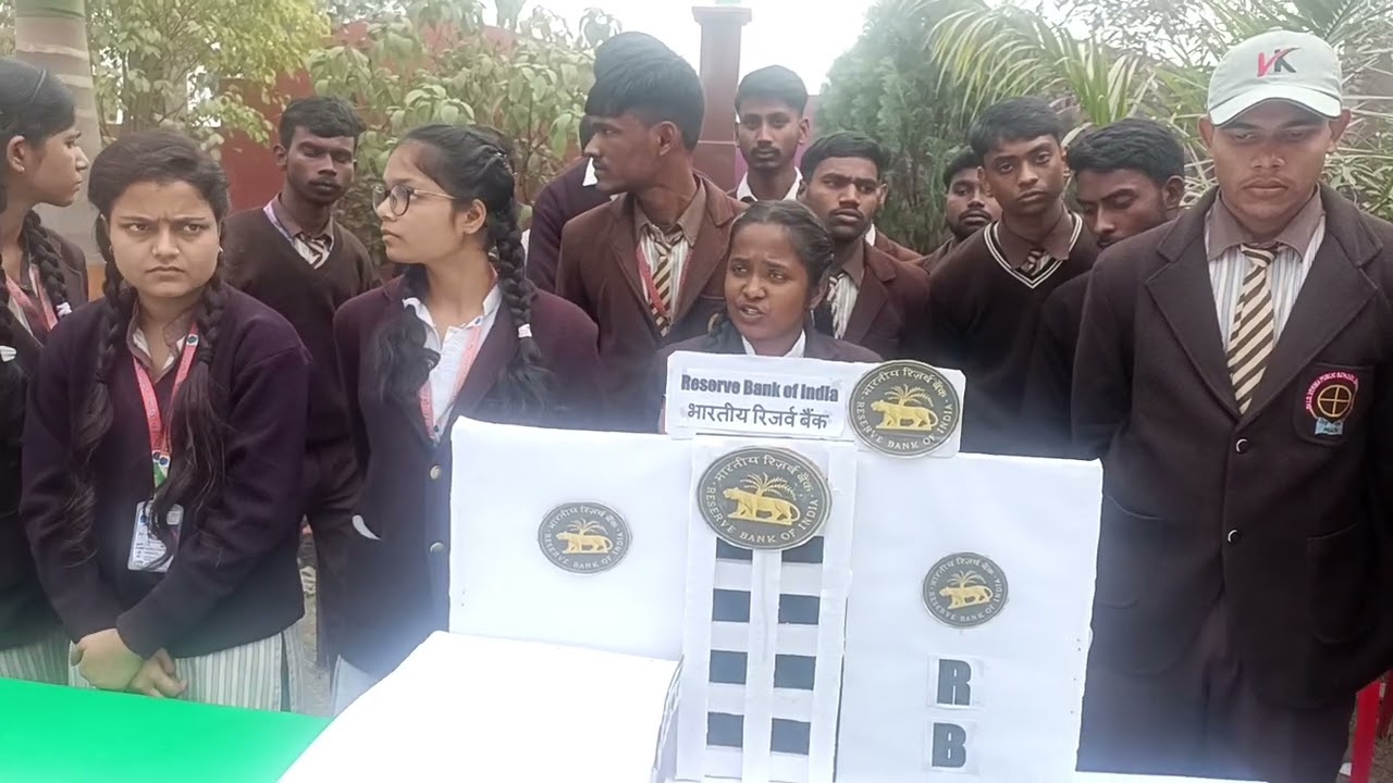 Deepanjli Kushwaha Exploring about 3D MODEL OF RESERVE BANK OF INDIA #project #rbi #bank #finance