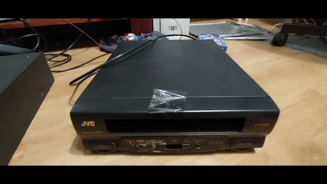 помогите! panasonic nv-sd11 выплёувает кассету