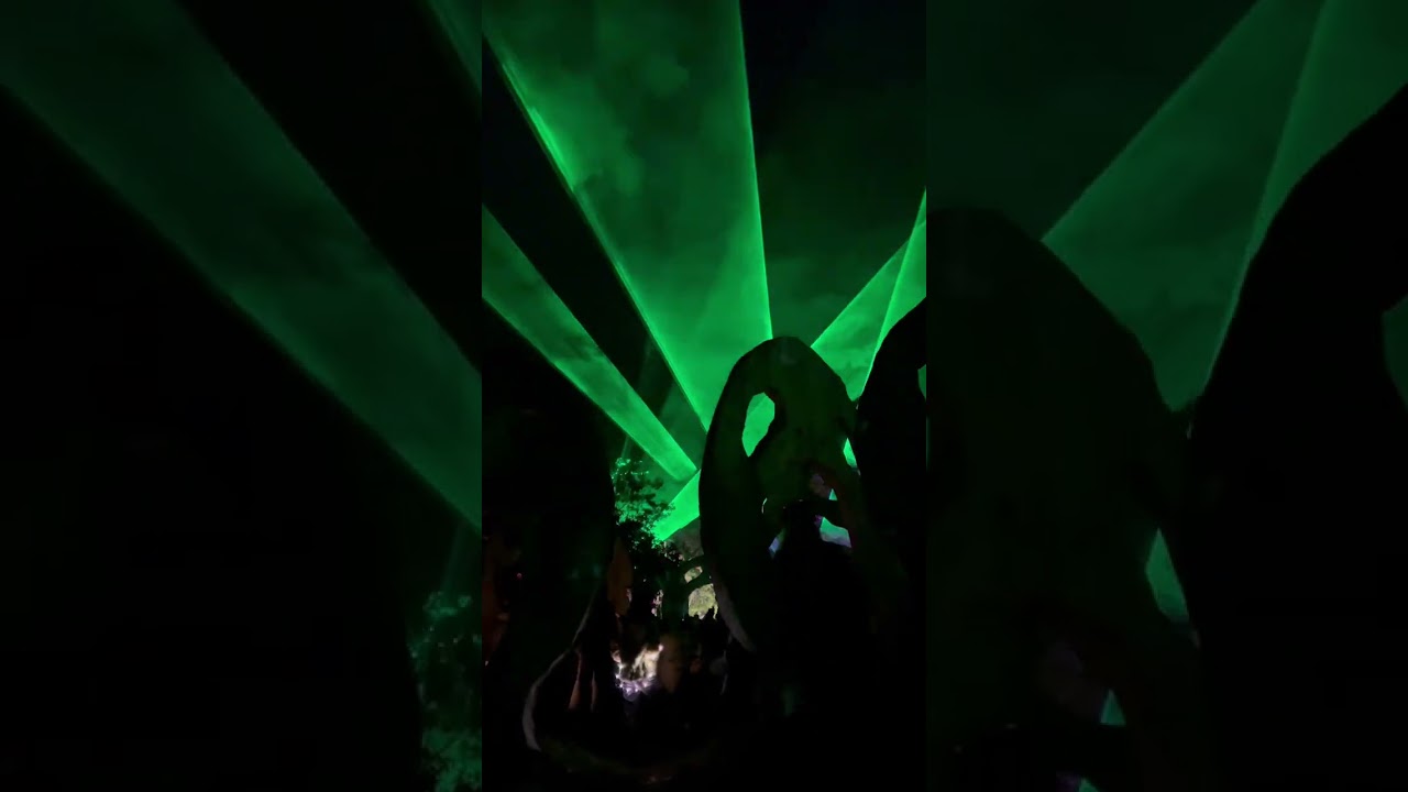 Screaming Heads at Harvest Festival