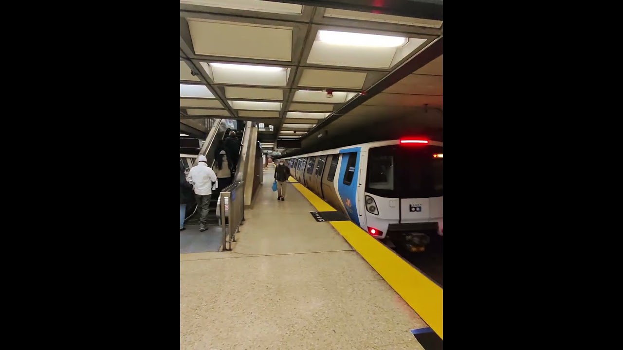 1/2/2026: Downtown Berkeley station railfanning 