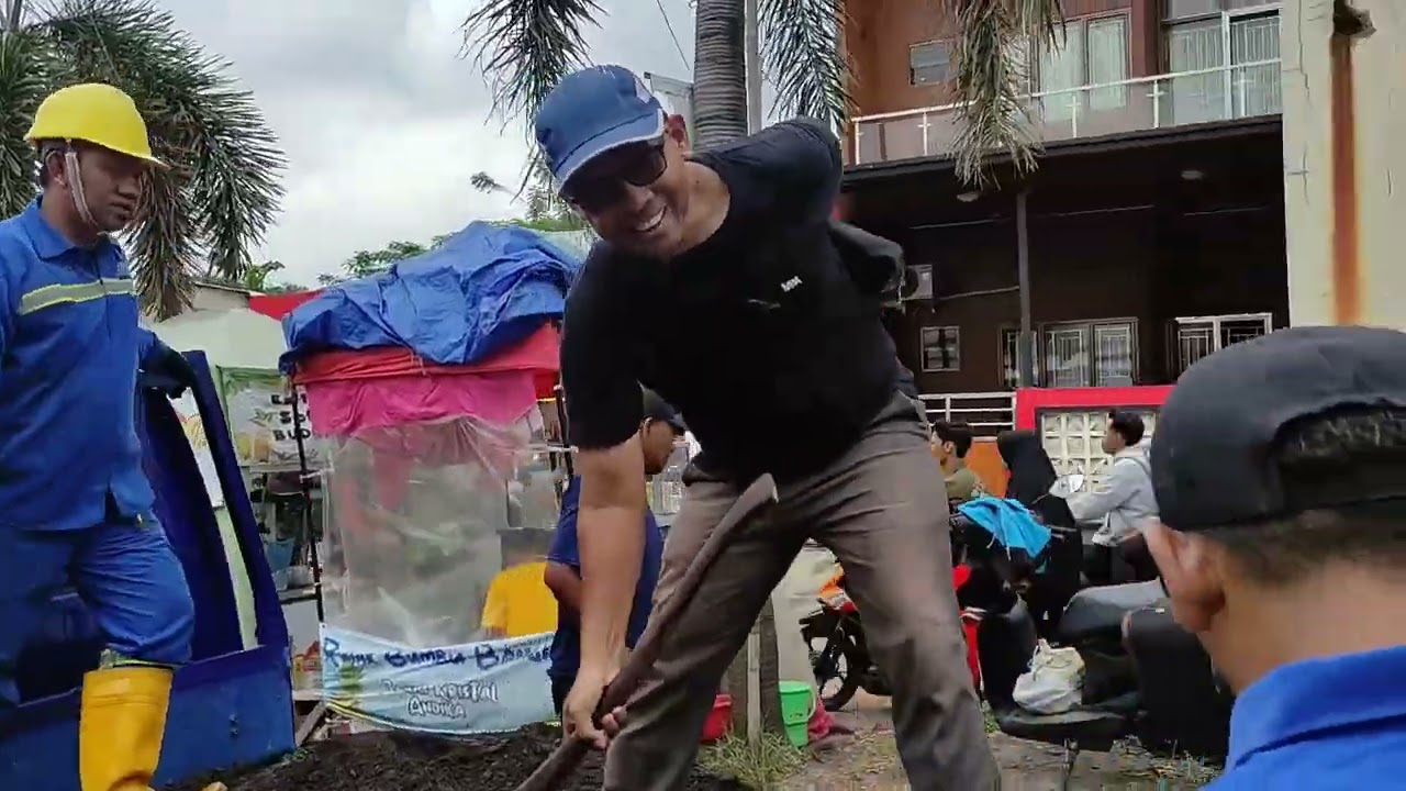Perbaikan Jalan utama Griya Pesona Asri (08.02.2026), kerjasama Dusun Griya dengan Laskar NKRI