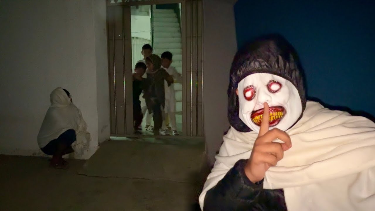Ghost Prank 😂