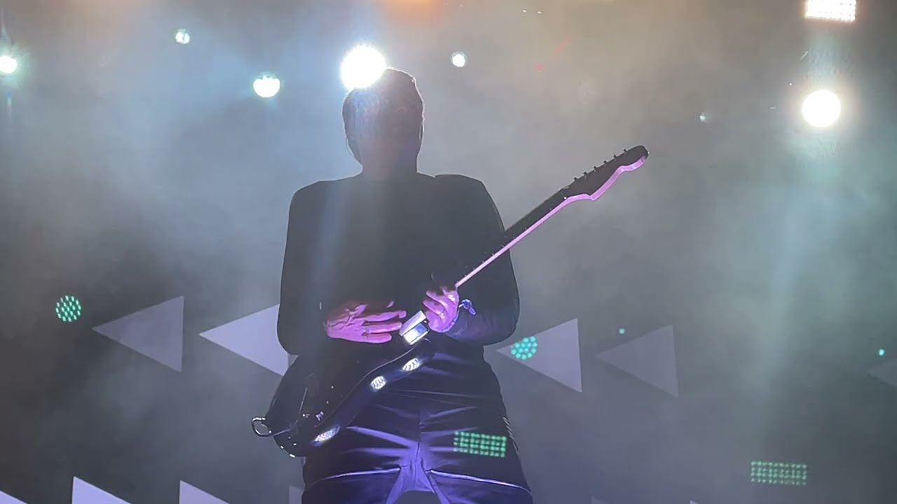 DORIAN - A Cualquier Otra Parte (Live Sevilla 2024)