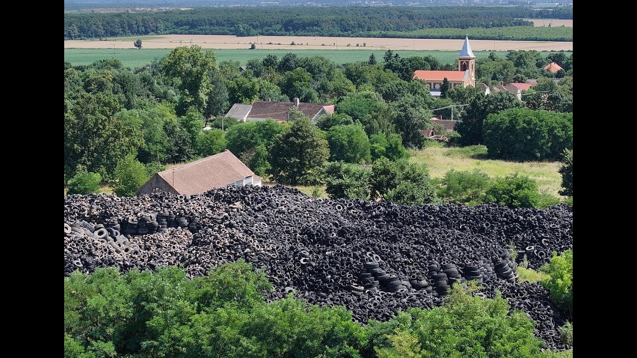 Illegális gumilerakat Nagykölked határában - légifelvétel