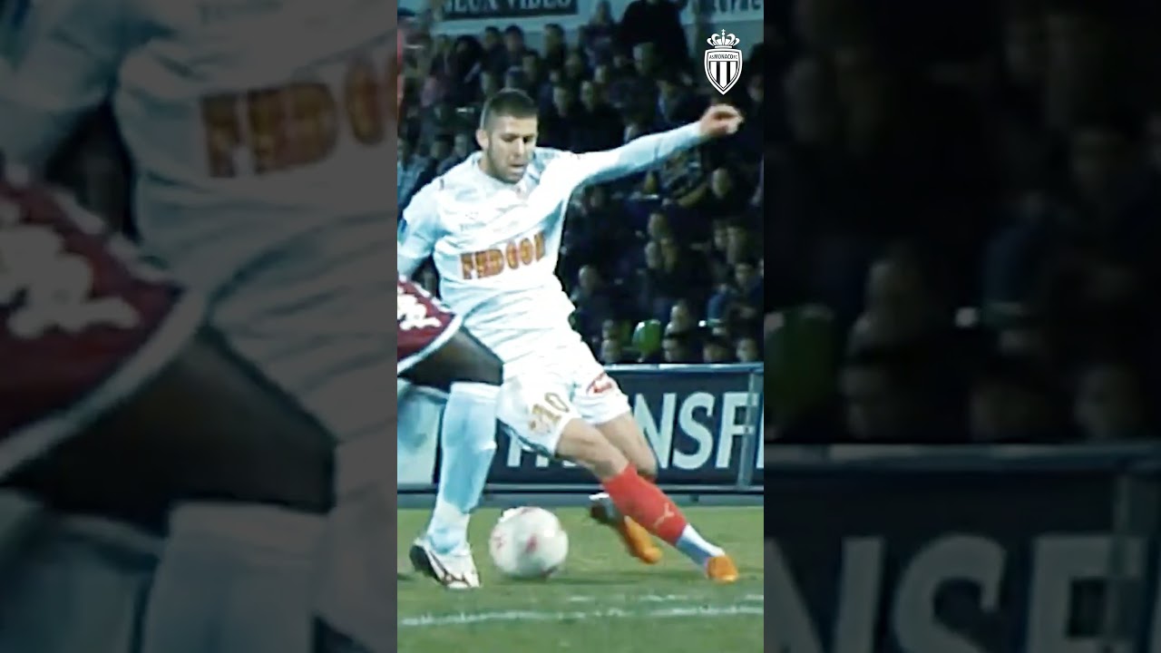 J&eacute;r&eacute;my M&eacute;nez dans ses oeuvres 🔥  #asmonaco #goal #menez