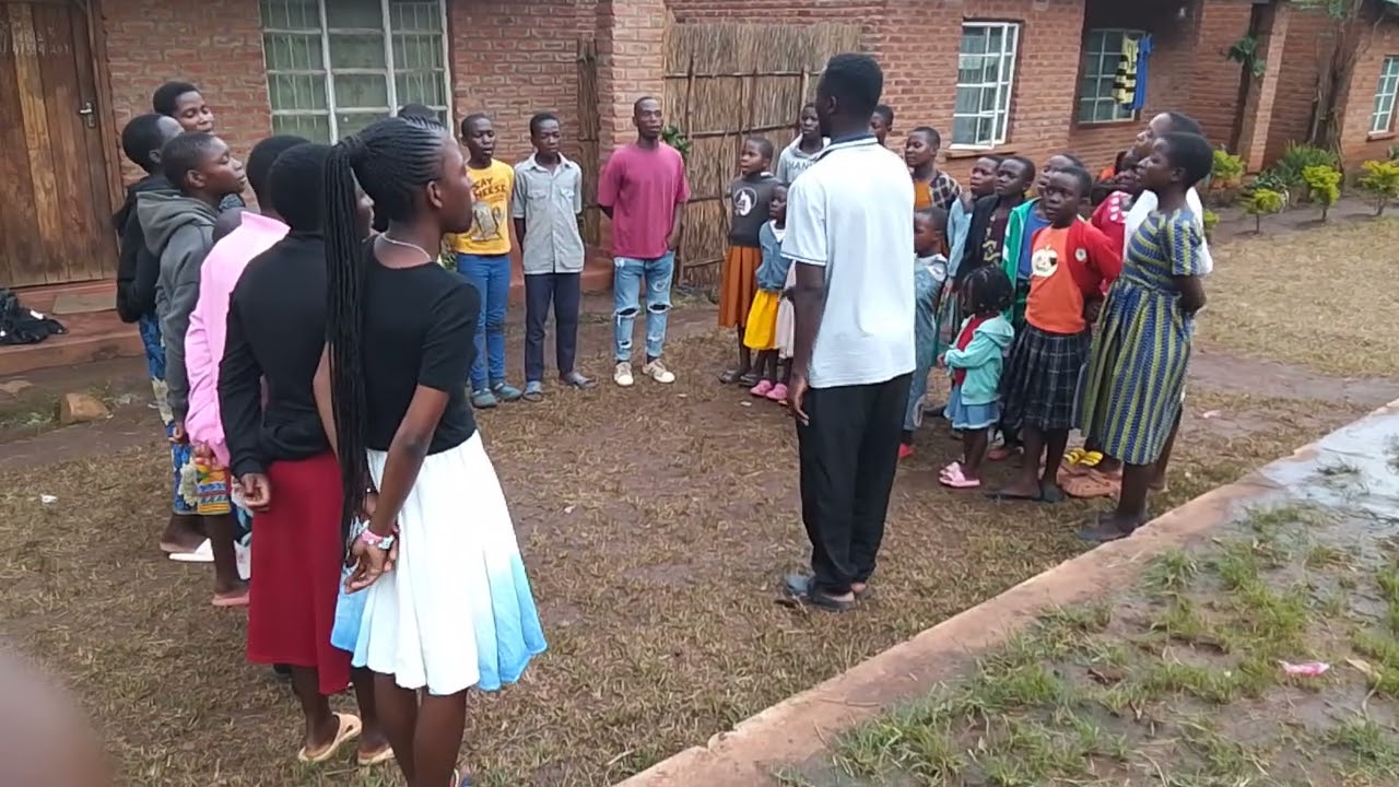 Lizulu nursery choir,,,, training session 