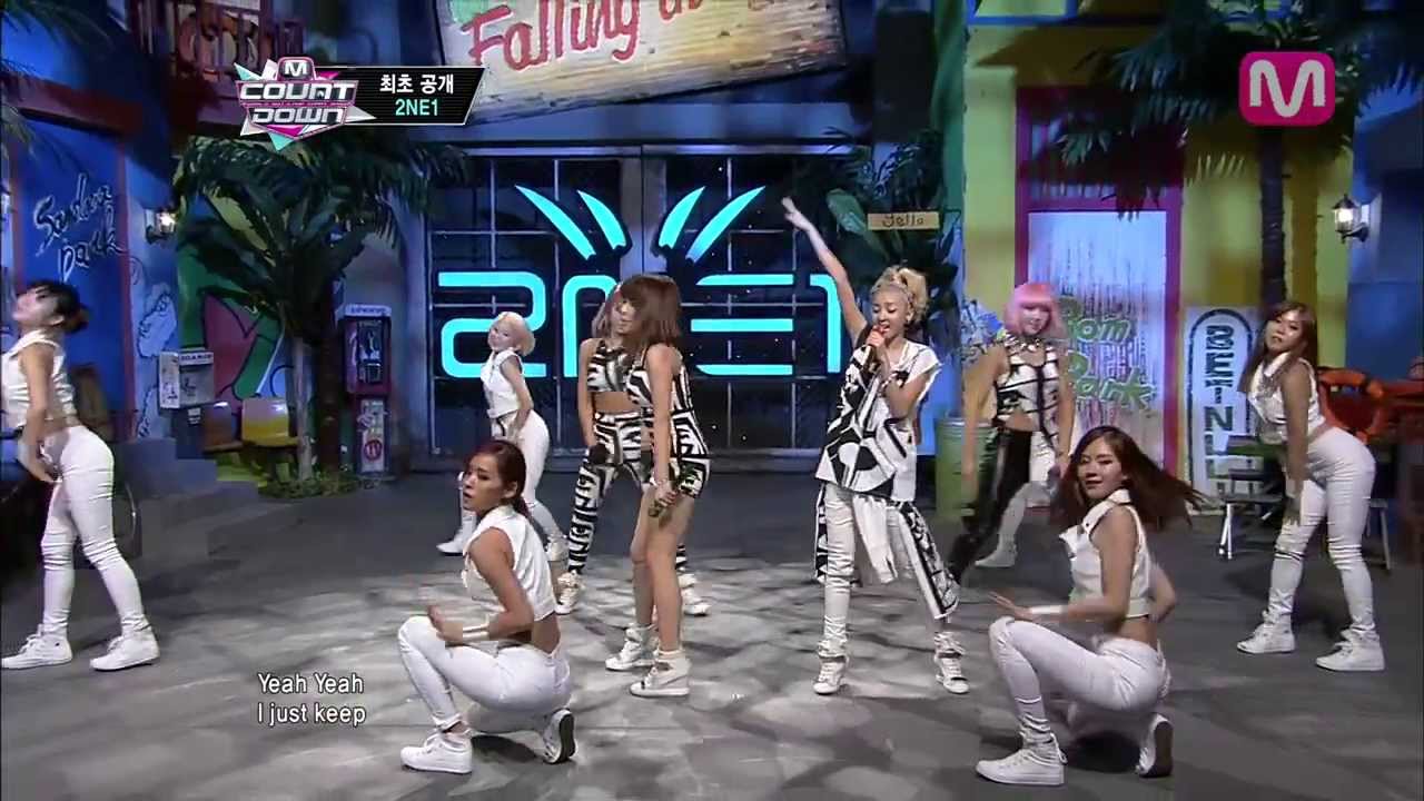2NE1_Falling In Love (Falling In Love by 2NE1 of Mcountdown 2013.7.11)