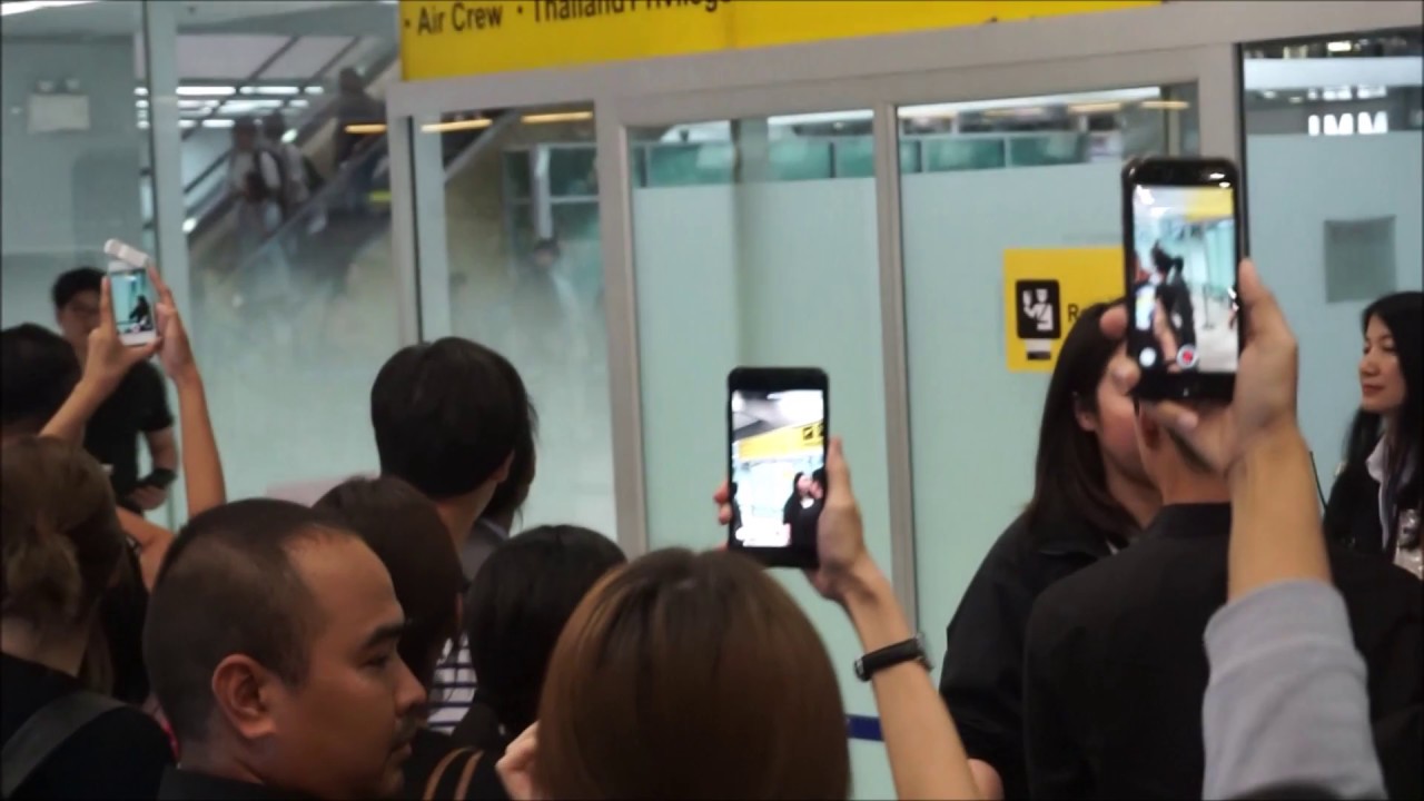 Suzy at suvarnabhumi airport Thailand  20180424
