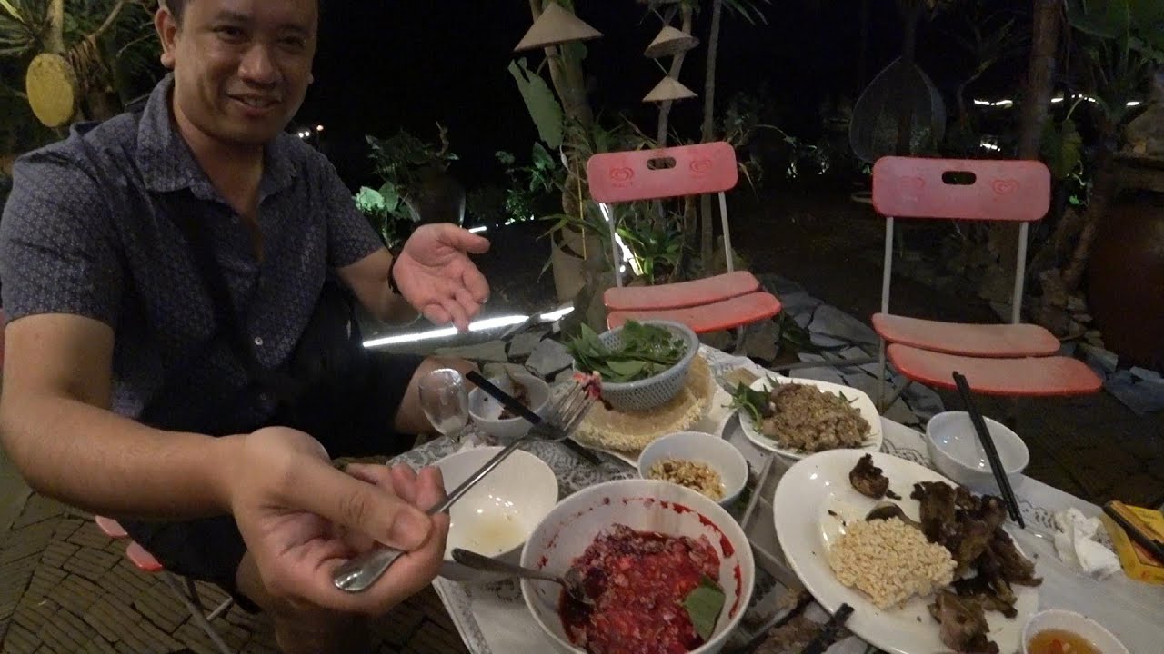 I ate Goat blood pudding in Vietnam