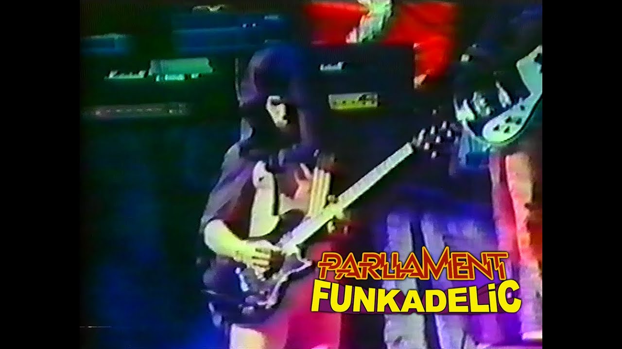 Parliament Funkadelic Live  |  Comin' Round The Mountain & Cosmic Slop 1976