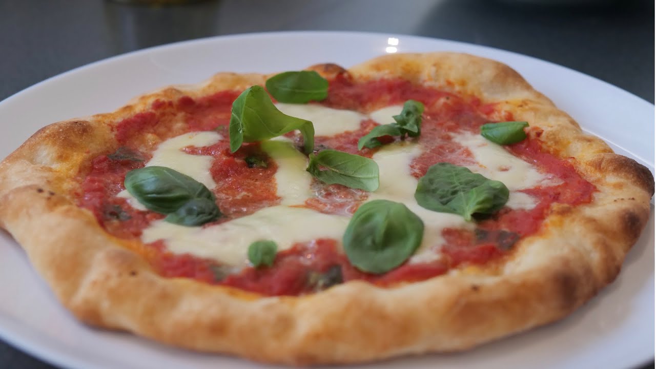 How To Make Pizza Margherita (Home Made Pizza Dough - Home Oven)