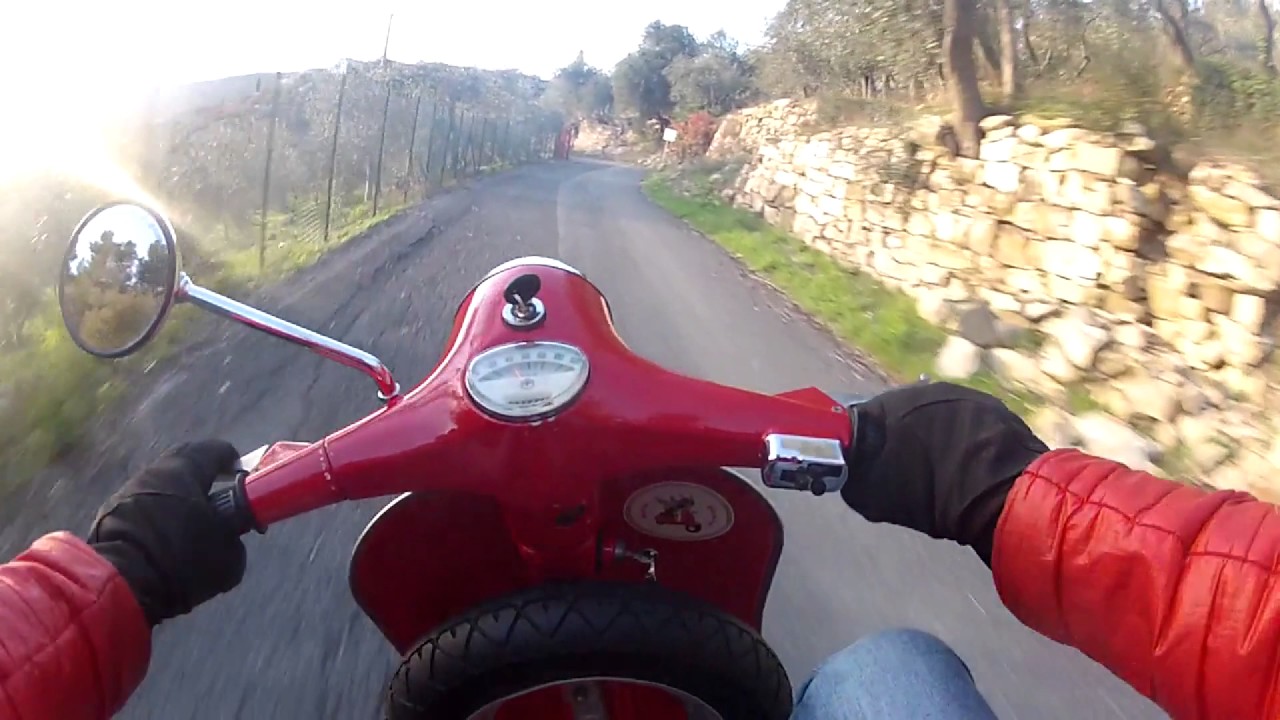 Honda CR 125 and Vespa Primavera ET3 ride and crazy things