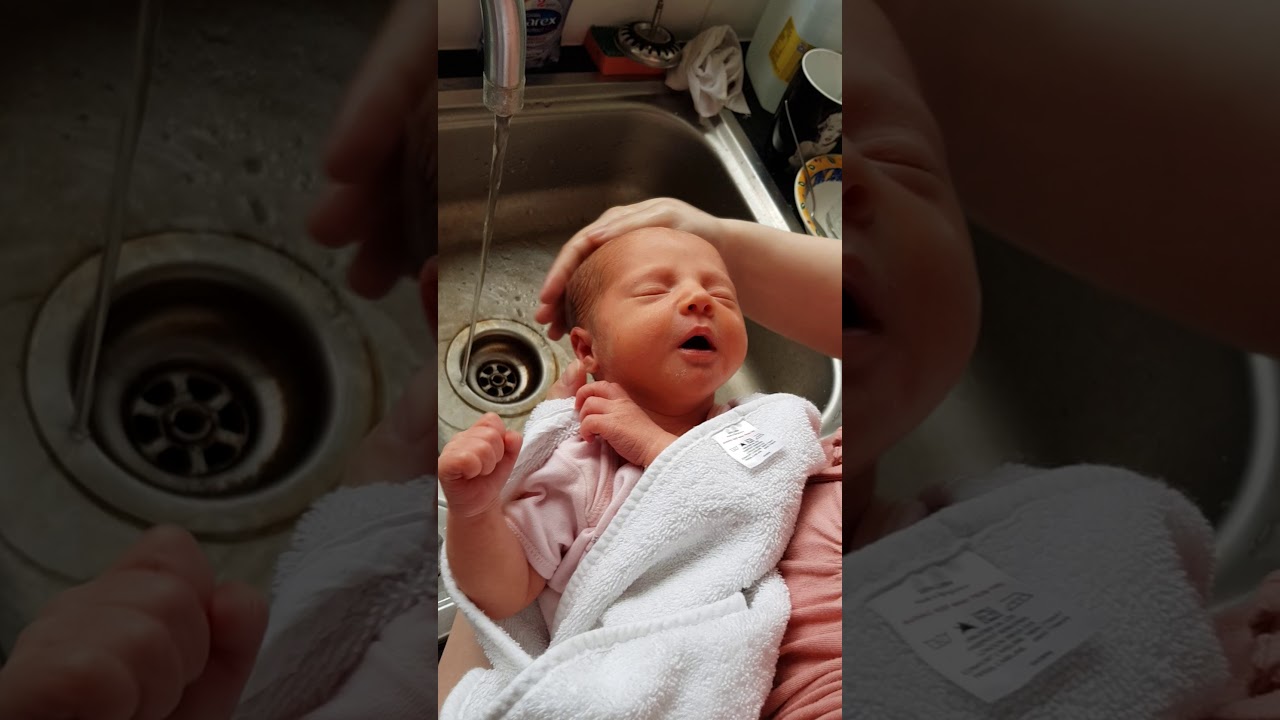 Baby's First hair wash