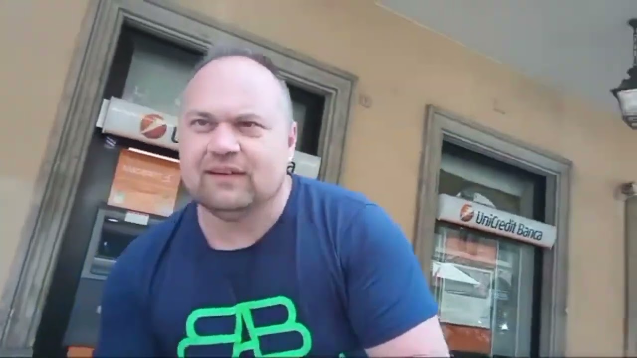 MC Isti - Komoly hely Olasz ba, van l&aacute;tnival&oacute; !