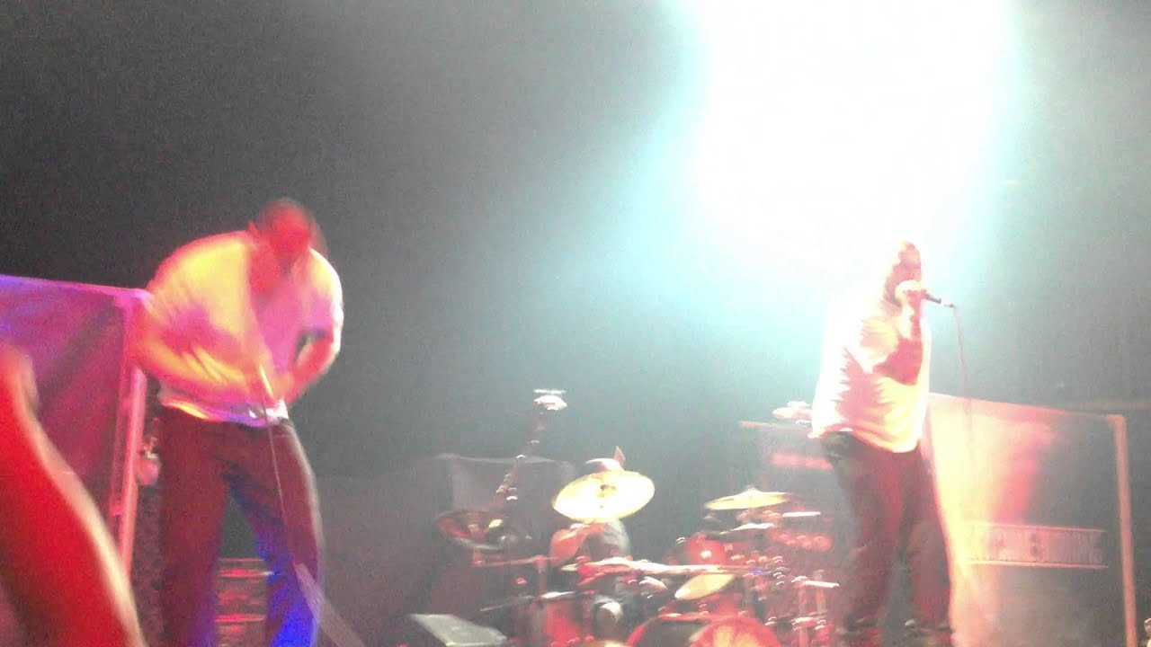 sky came burning @ rams head