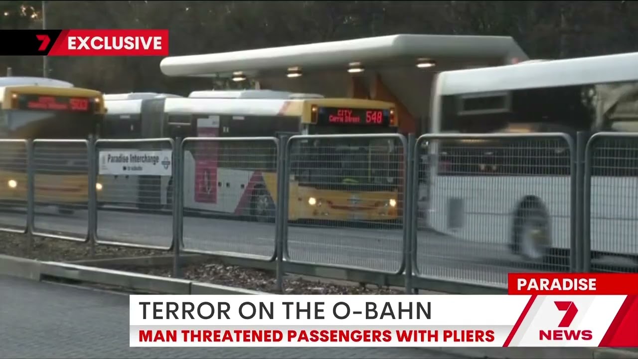 O-Bahn passengers have made a citizen’s arrest after a man threatened them with a pair of pliers.