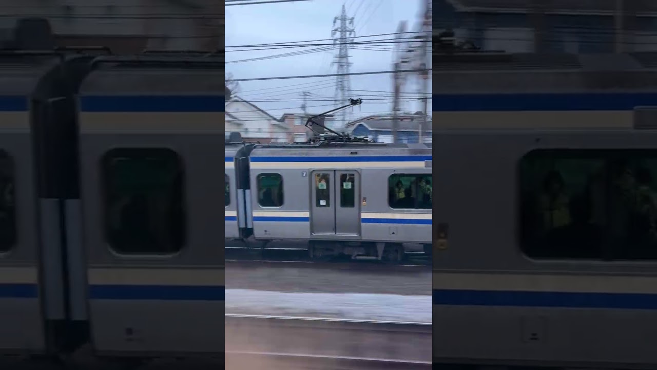 モーター音が唸る横須賀線E235系と東海道線E233系➕E231系