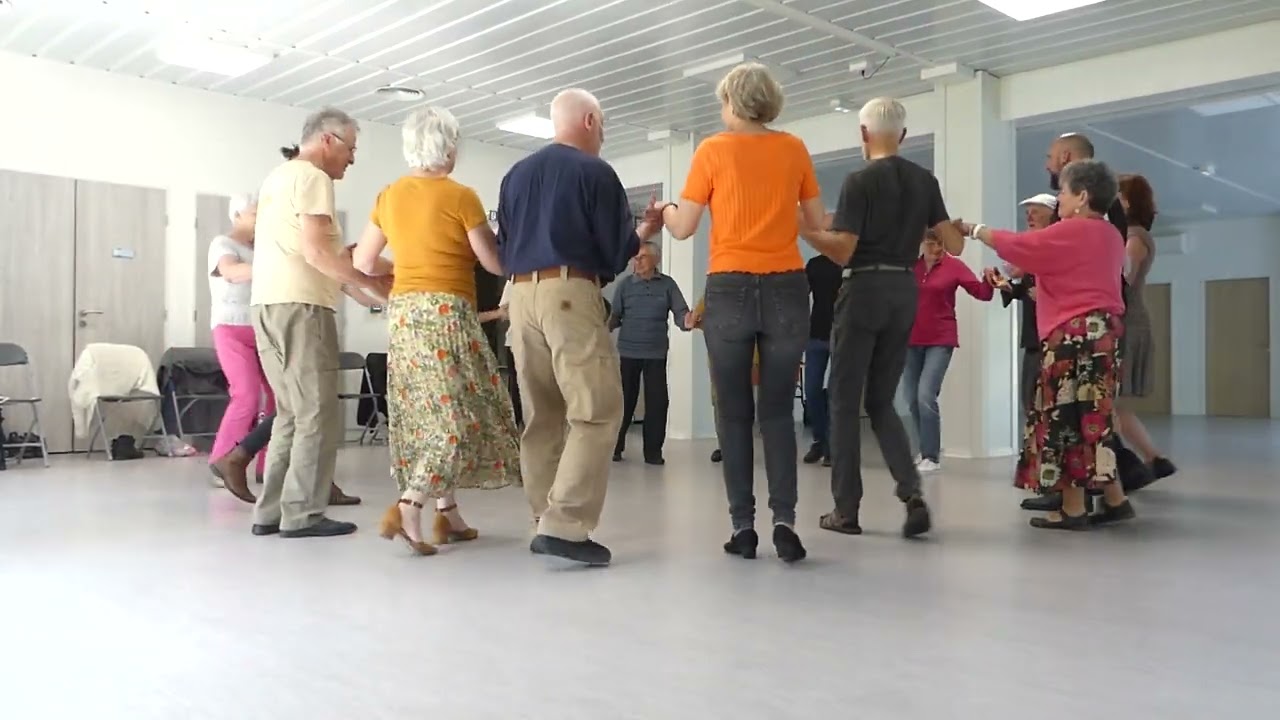 lucien Dauzet danses trad Tourdion danse renaissance Milly le Foret