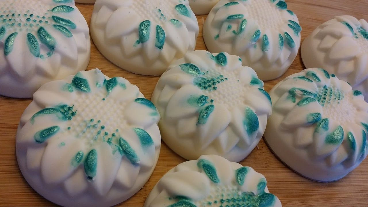 How to Make Cold Process Shampoo Bars