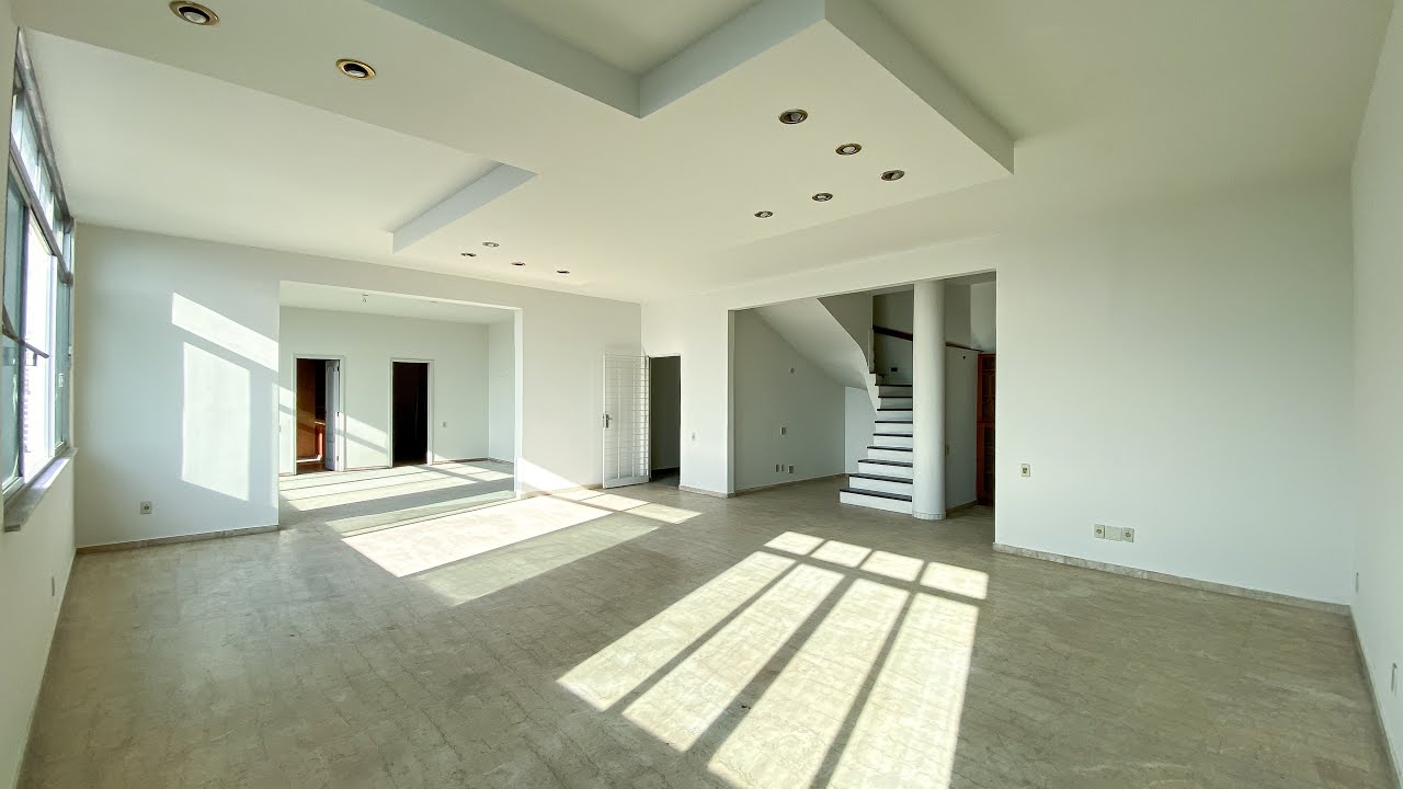 Cobertura duplex à venda na Rua Antônio Basílio, Tijuca, com 418m² e 5 quartos - R$ 1.590.000