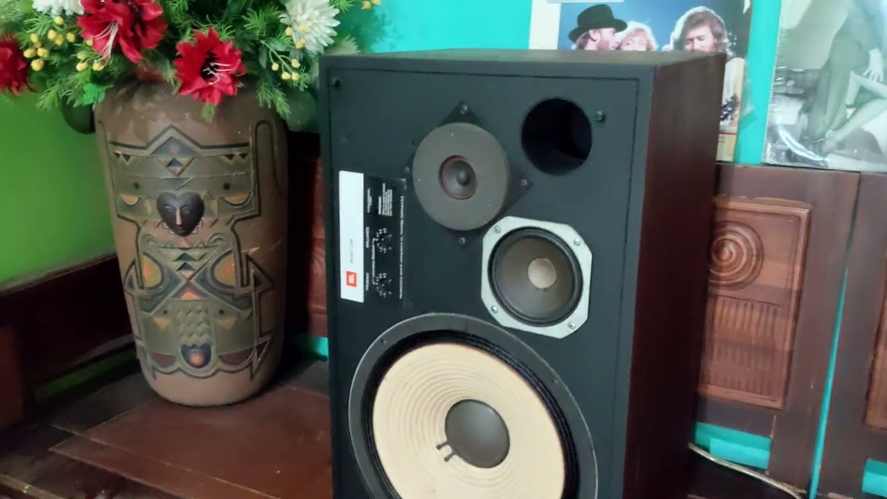 Sansui AU-5900 vs jbl L-100